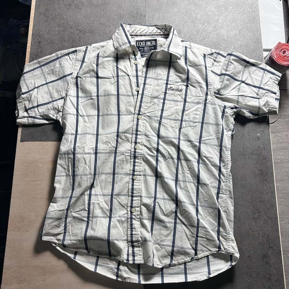 Ecko Unltd. White and Blue Plaid Short Sleeve Button Up Shirt Size Large